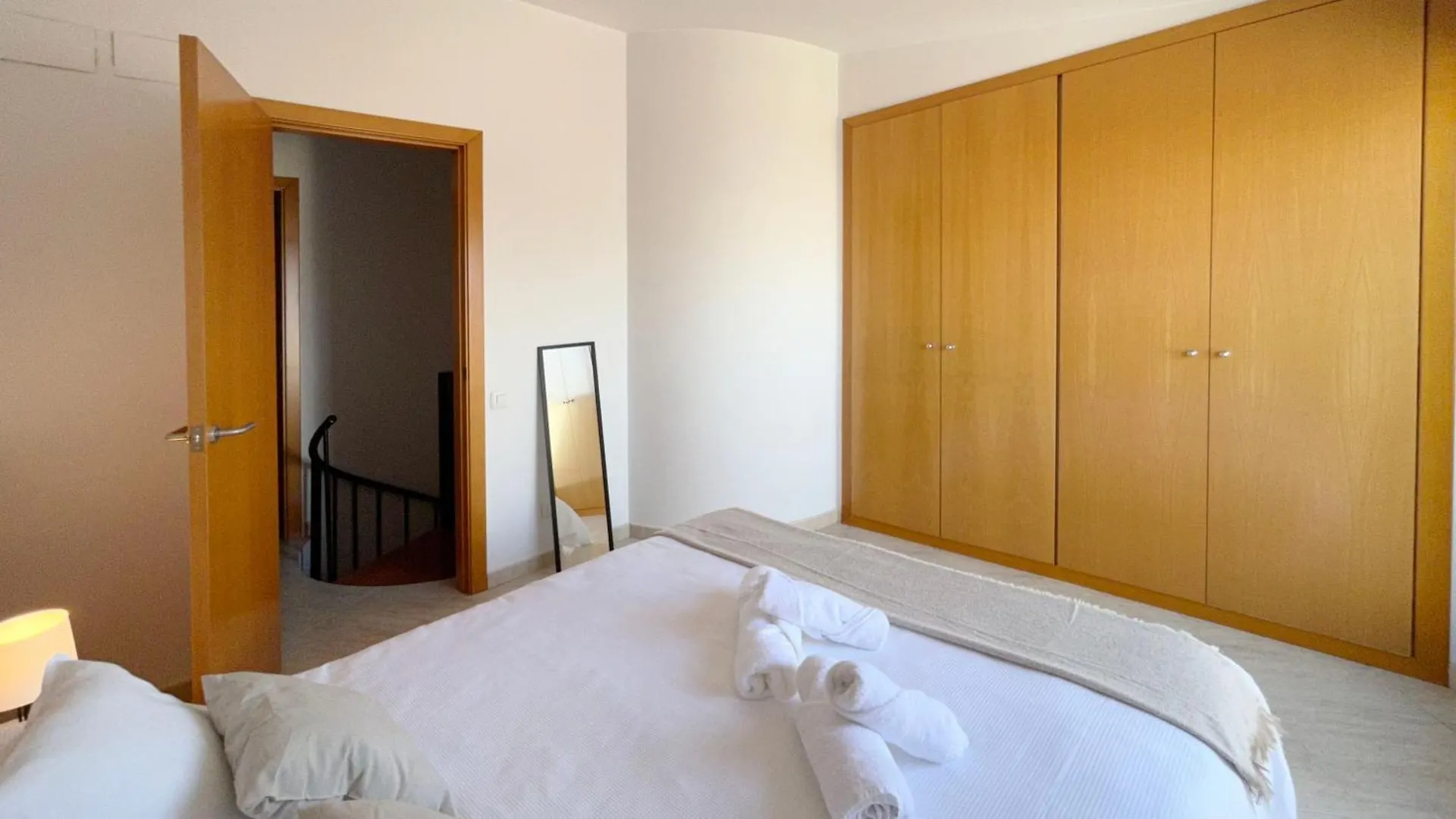 M3 Centrico Y Con Terraza Apartment Terrassa