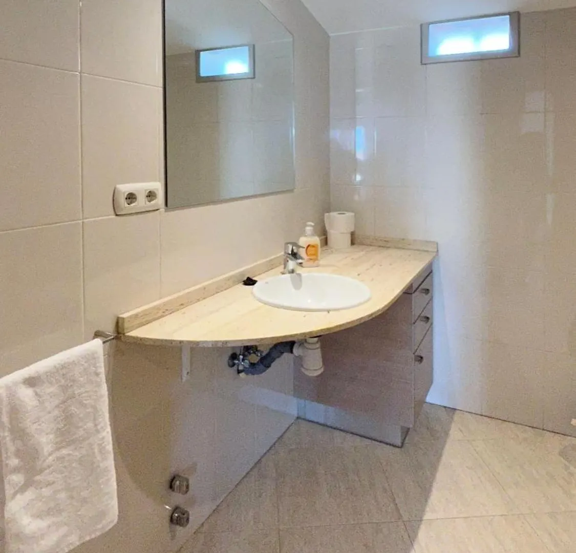 M3 Centrico Y Con Terraza Apartment Terrassa